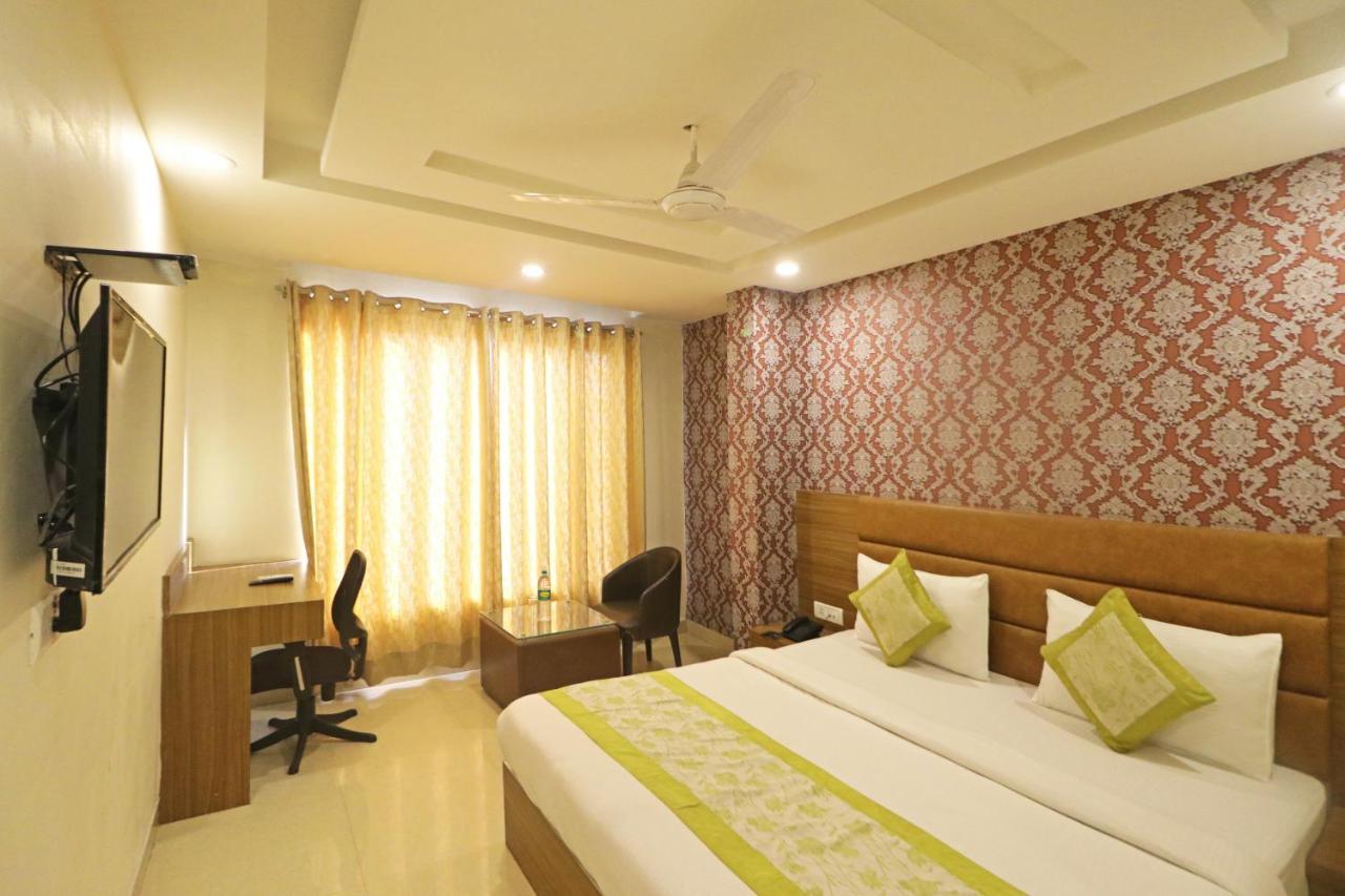 Hotel Ronit Royal Delhi Airport By D'Capitol New Delhi Eksteriør billede