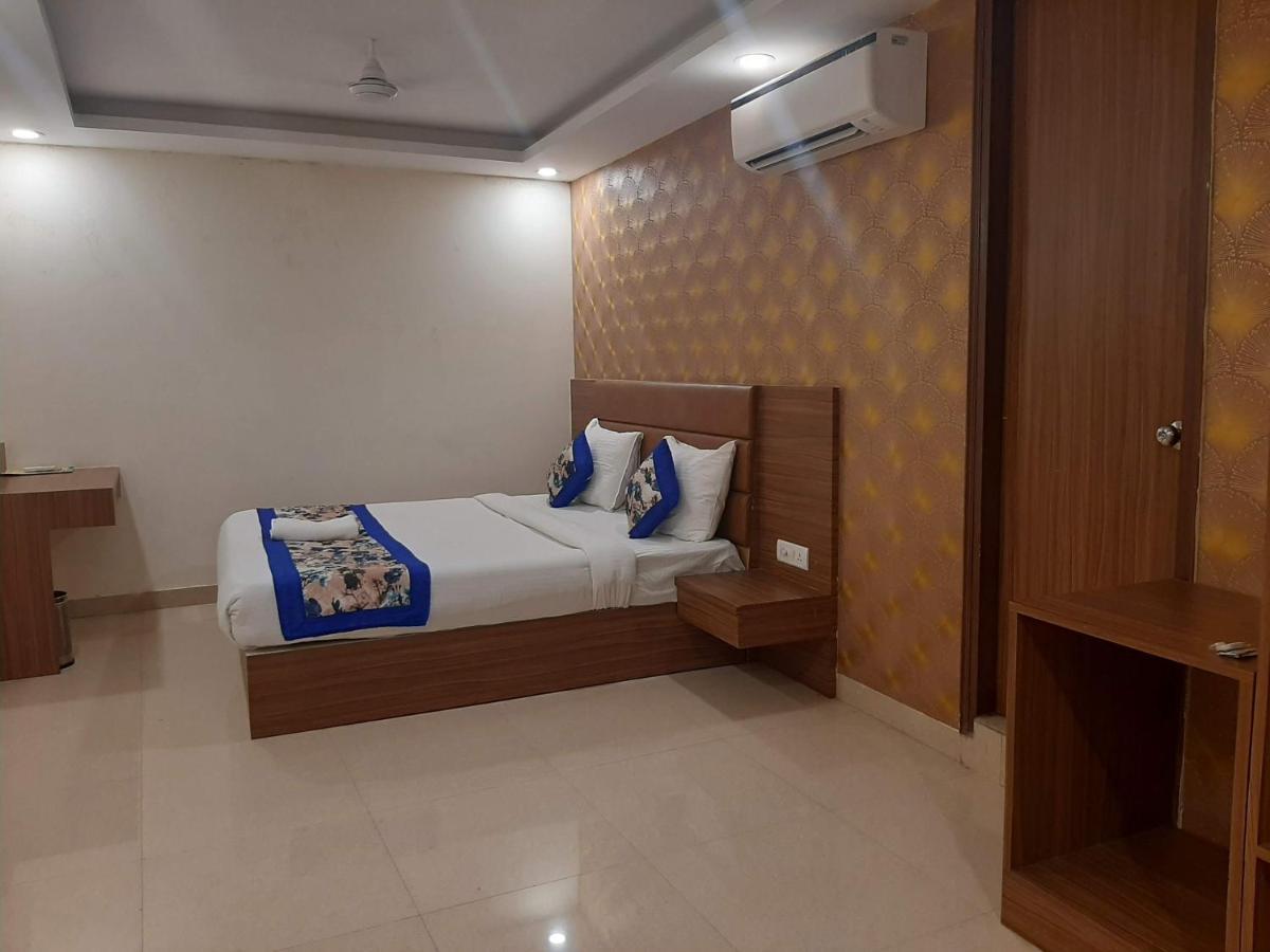 Hotel Ronit Royal Delhi Airport By D'Capitol New Delhi Eksteriør billede
