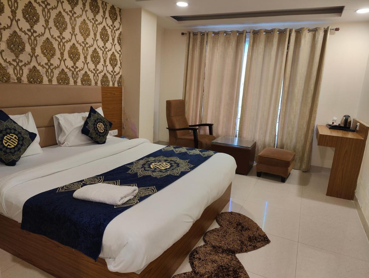 Hotel Ronit Royal Delhi Airport By D'Capitol New Delhi Eksteriør billede