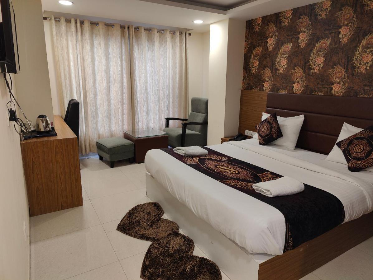 Hotel Ronit Royal Delhi Airport By D'Capitol New Delhi Eksteriør billede