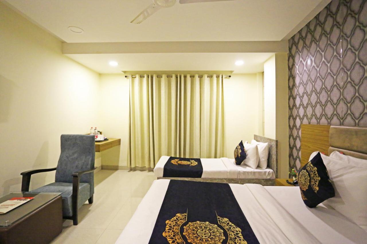 Hotel Ronit Royal Delhi Airport By D'Capitol New Delhi Eksteriør billede