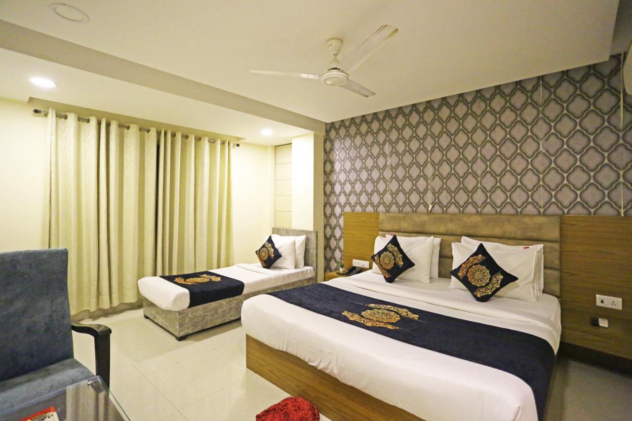 Hotel Ronit Royal Delhi Airport By D'Capitol New Delhi Eksteriør billede