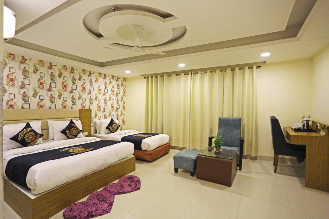 Hotel Ronit Royal Delhi Airport By D'Capitol New Delhi Eksteriør billede