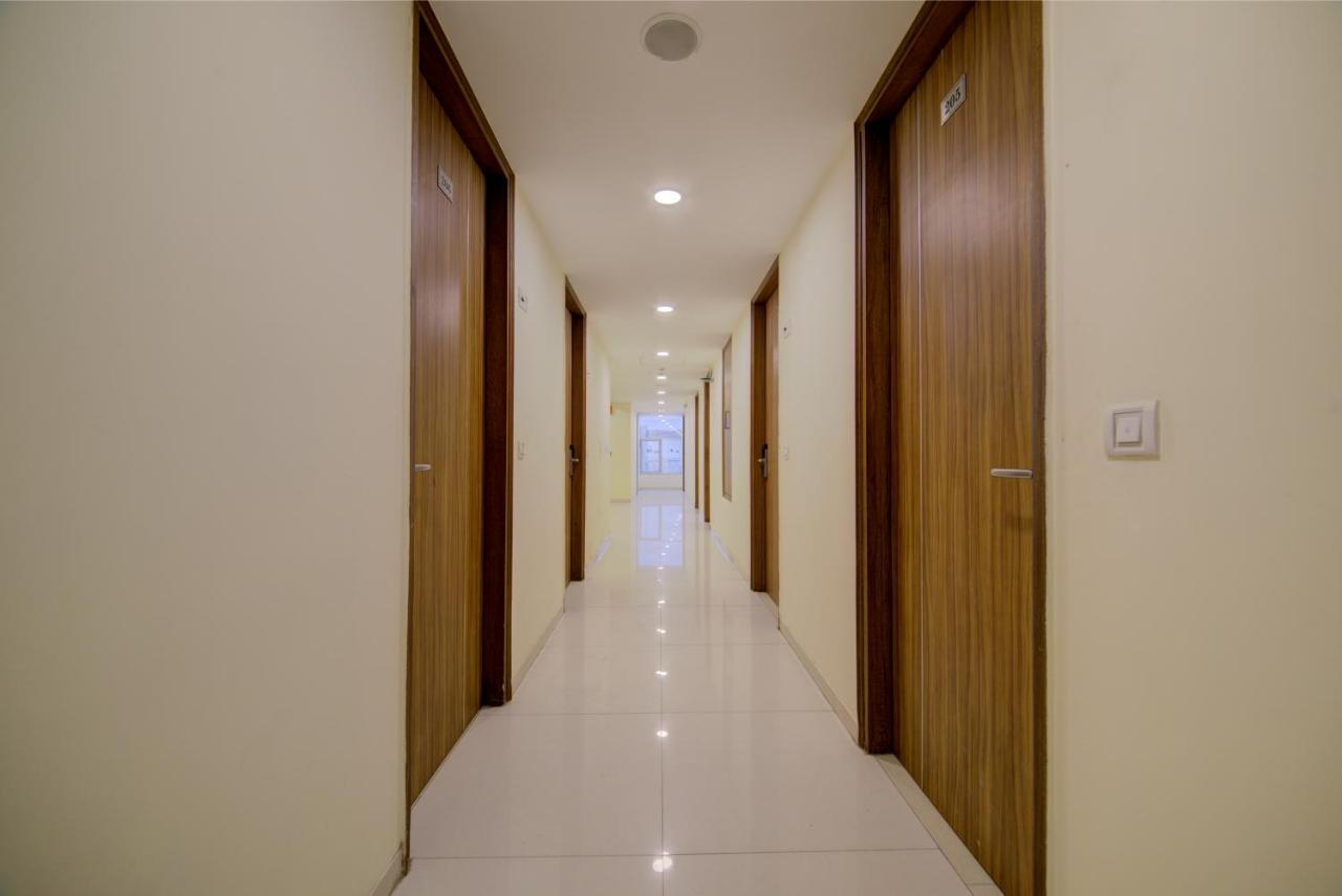 Hotel Ronit Royal Delhi Airport By D'Capitol New Delhi Eksteriør billede
