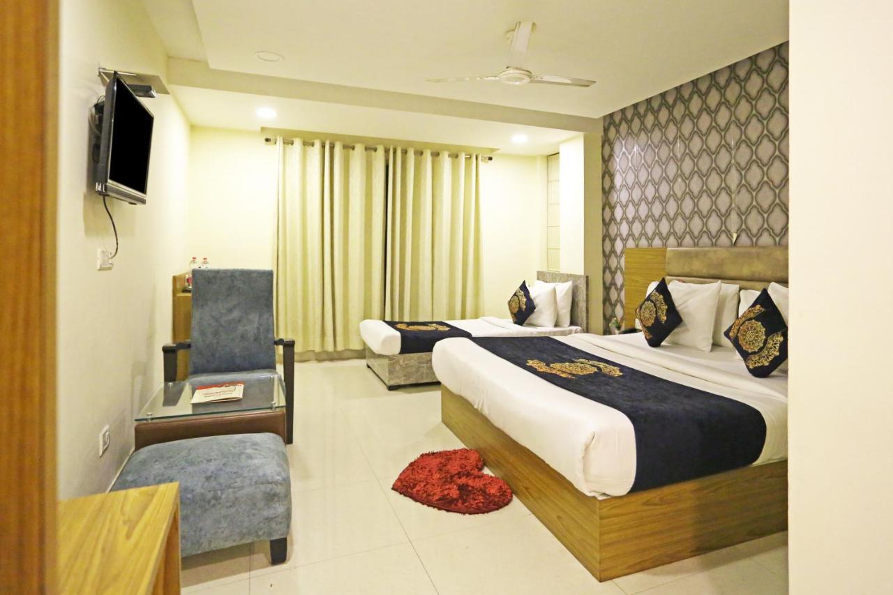 Hotel Ronit Royal Delhi Airport By D'Capitol New Delhi Eksteriør billede