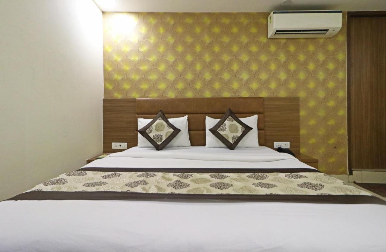Hotel Ronit Royal Delhi Airport By D'Capitol New Delhi Eksteriør billede